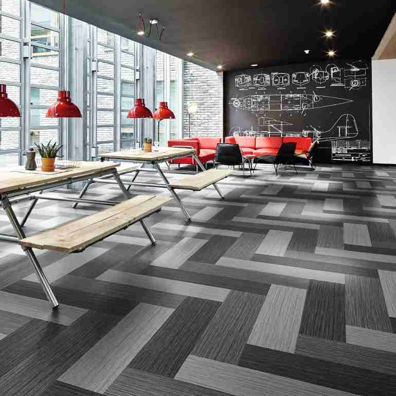 High-quality marble floor installation