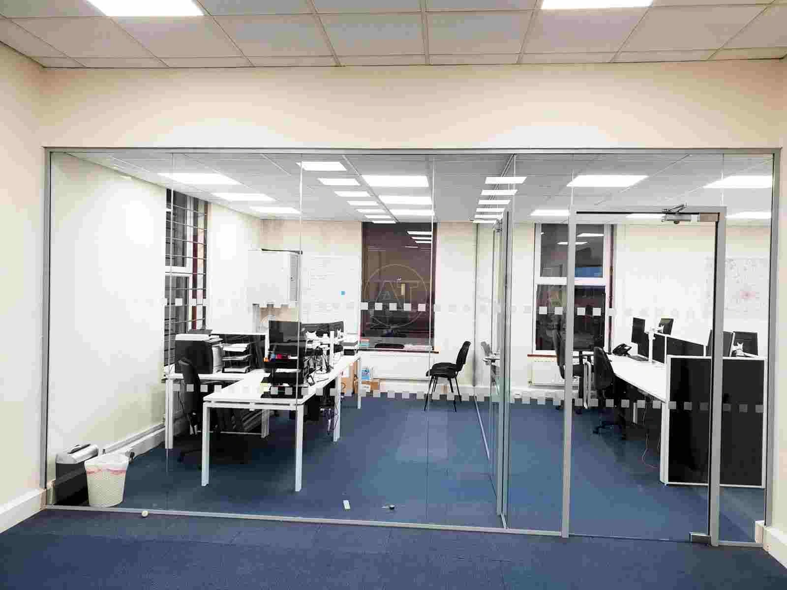 Modern high and low partitioning service