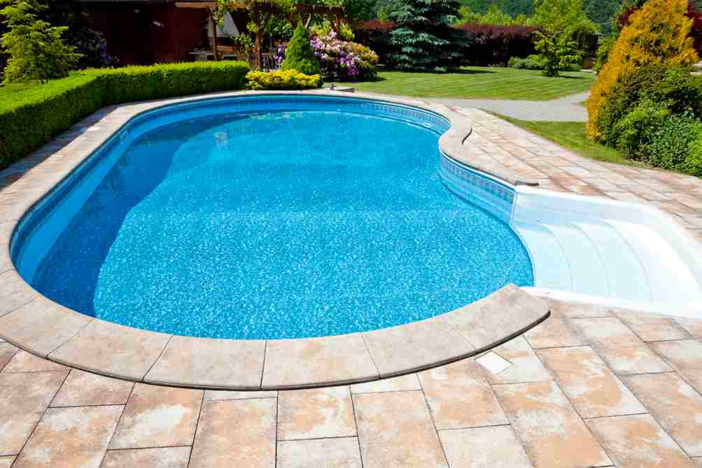 Modern swimming pool design and repair services